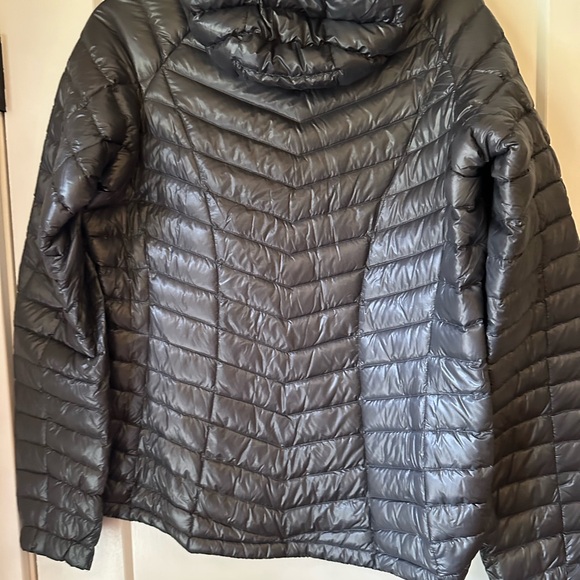 Mountain Hardwear Puffer xl - Picture 5 of 5